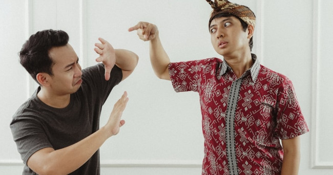 How do you handle conflicts?